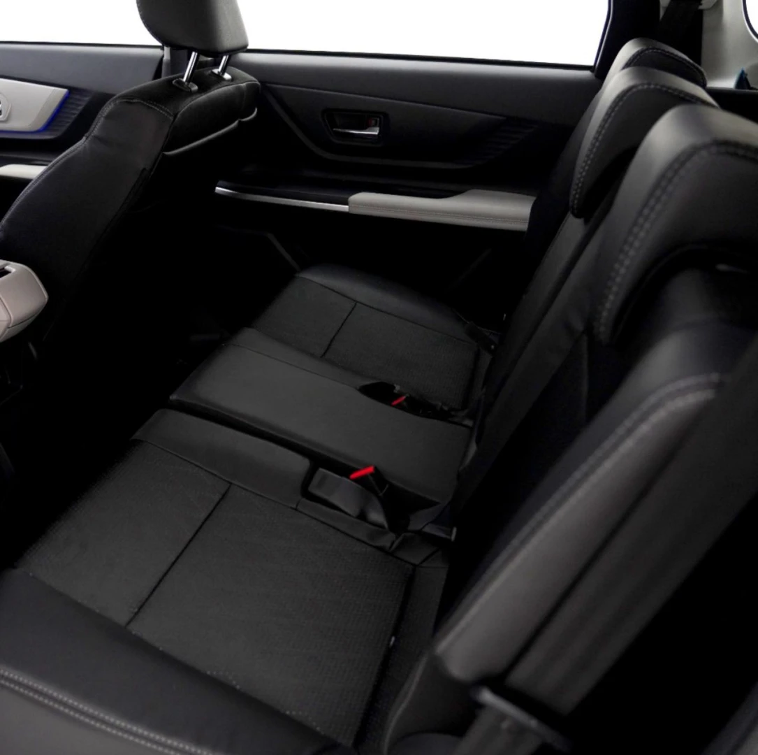 Toyota Veloz 2024 - 7 Seater Car thumbnail NaN